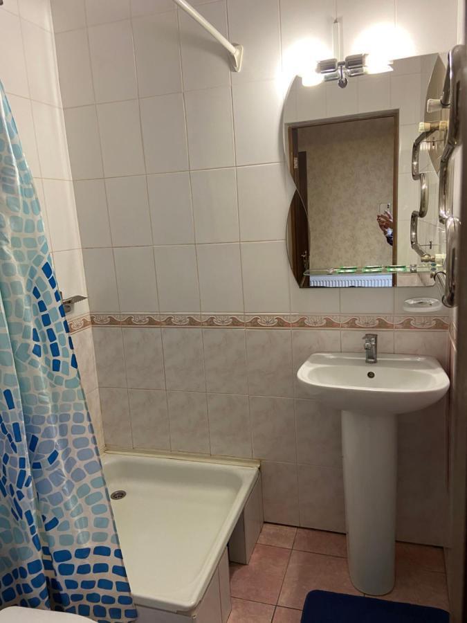 Золотий Лев Hotell Zvenyhorodka Exteriör bild