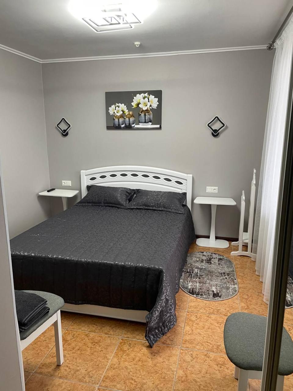 Золотий Лев Hotell Zvenyhorodka Exteriör bild